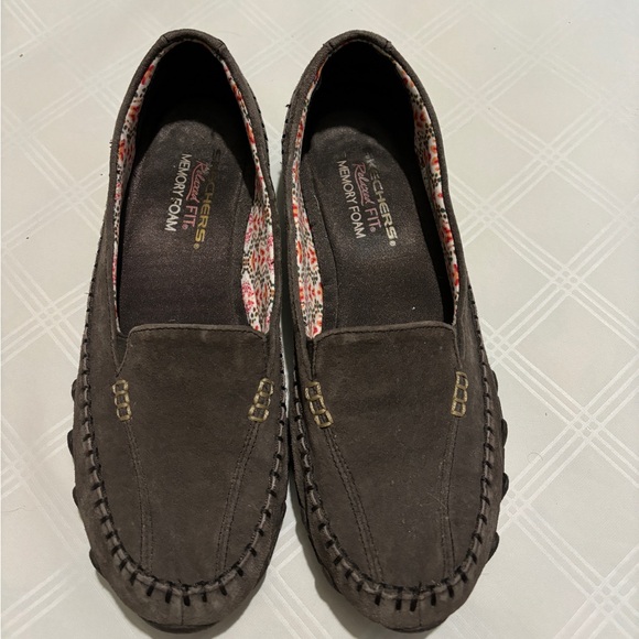 Skechers Shoes - Skechers Relax Fit Memory Foam Suede Loafers Womens Size 8 Choc